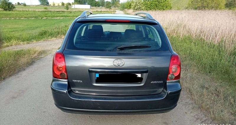 Toyota Avensis cena 16800 przebieg: 298600, rok produkcji 2007 z Dobrzany małe 79